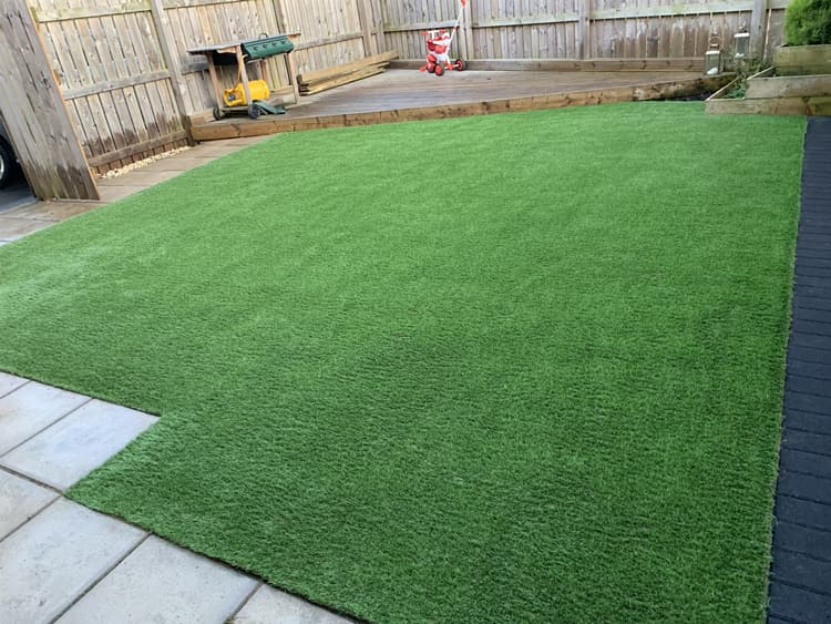 Artificial Grass/Decking/Fencing/Patio Paving