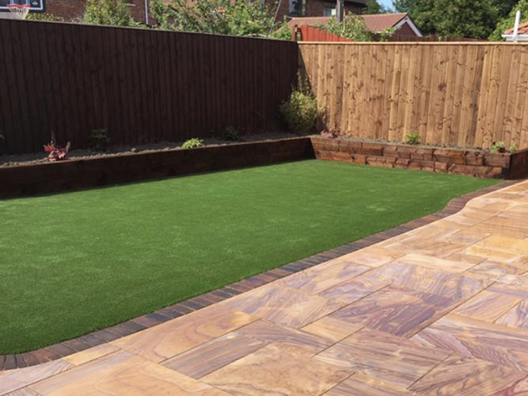 Artificial Grass/Fencing/Patio Paving